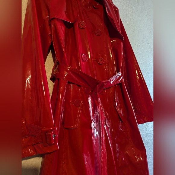 Vintage Red Trench Coat - Picture 6 of 16